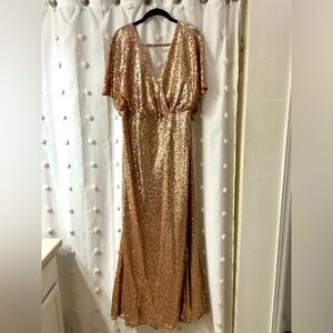 Beautiful Formal Gold Sequin Watters & Watters Gown Plus Size